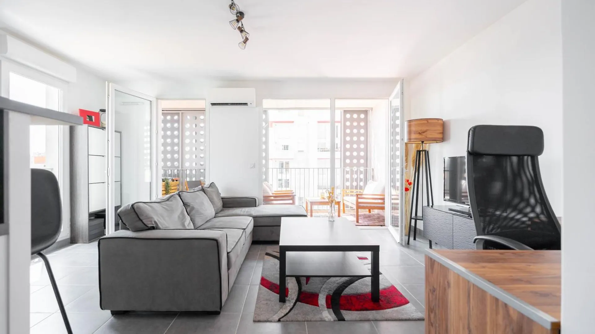 T2 Entre Plage Et Centre Ville-Terrasse/Parking Marseille Appartement